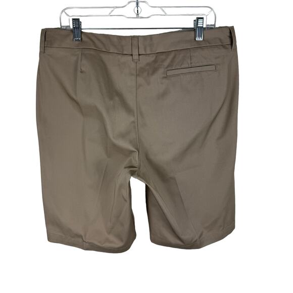 Lands' End NWT Tan Bermuda Magna Ready High Rise Uniform Shorts Size 14 - Picture 2 of 7